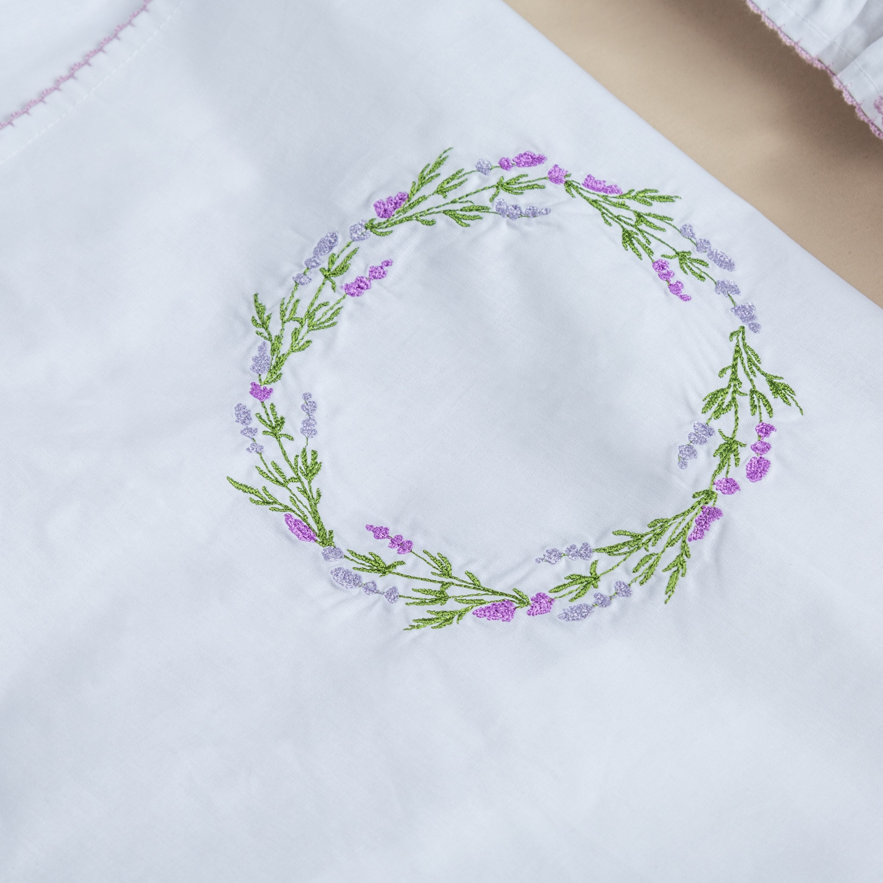 Mayys Baby Kroşetalı Çelenk Nakışlı Puset Örtüsü Lila