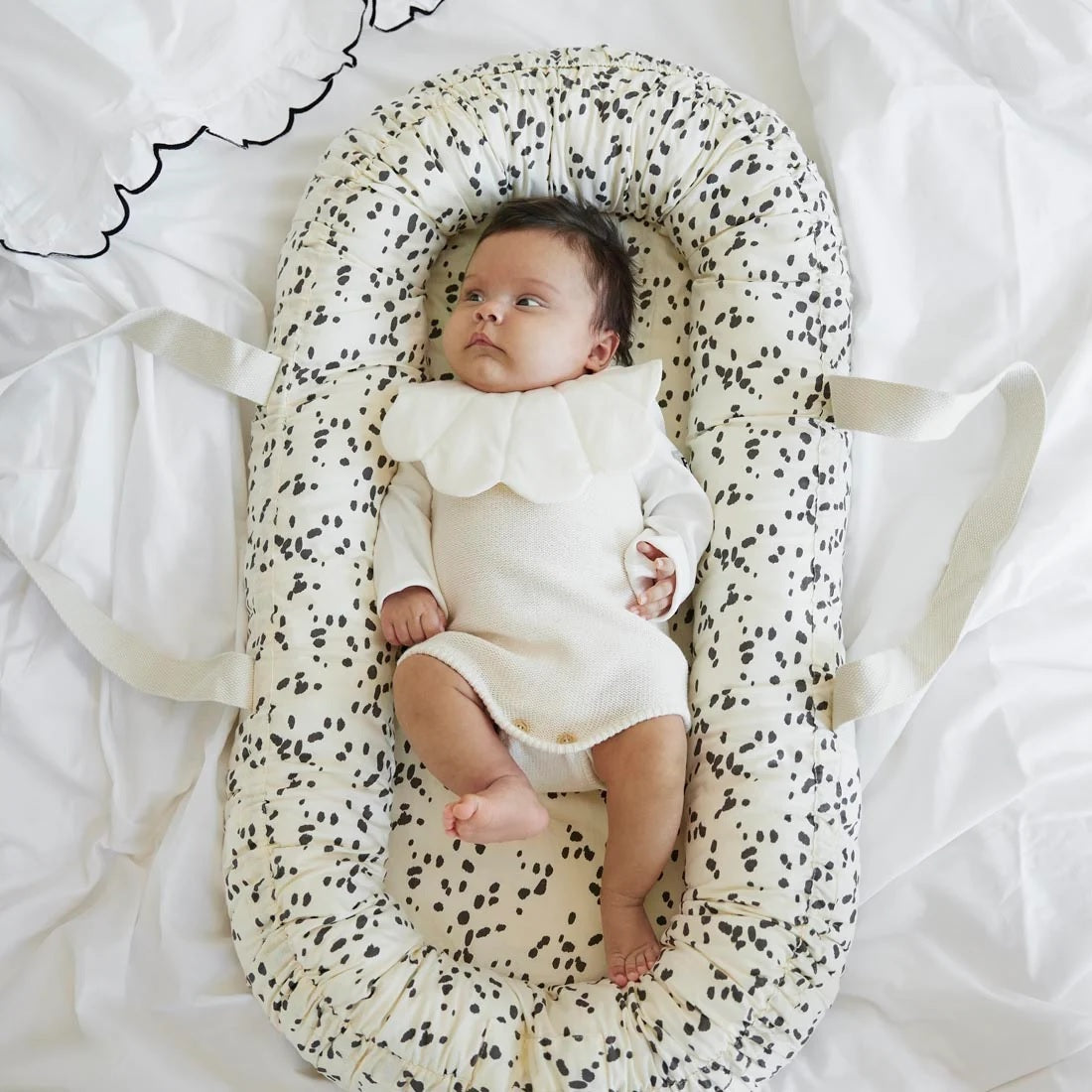 Elodie Details Taşınabilir Bebek Yuvası Dalmatian Dots - Yatak - Görsel 2