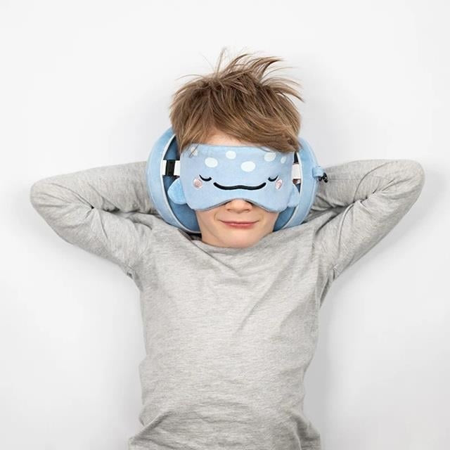 Relaxeazzz Seyahat Yastığı Ve Göz Maskesi Adoramals Aoi The Whale Shark Plush