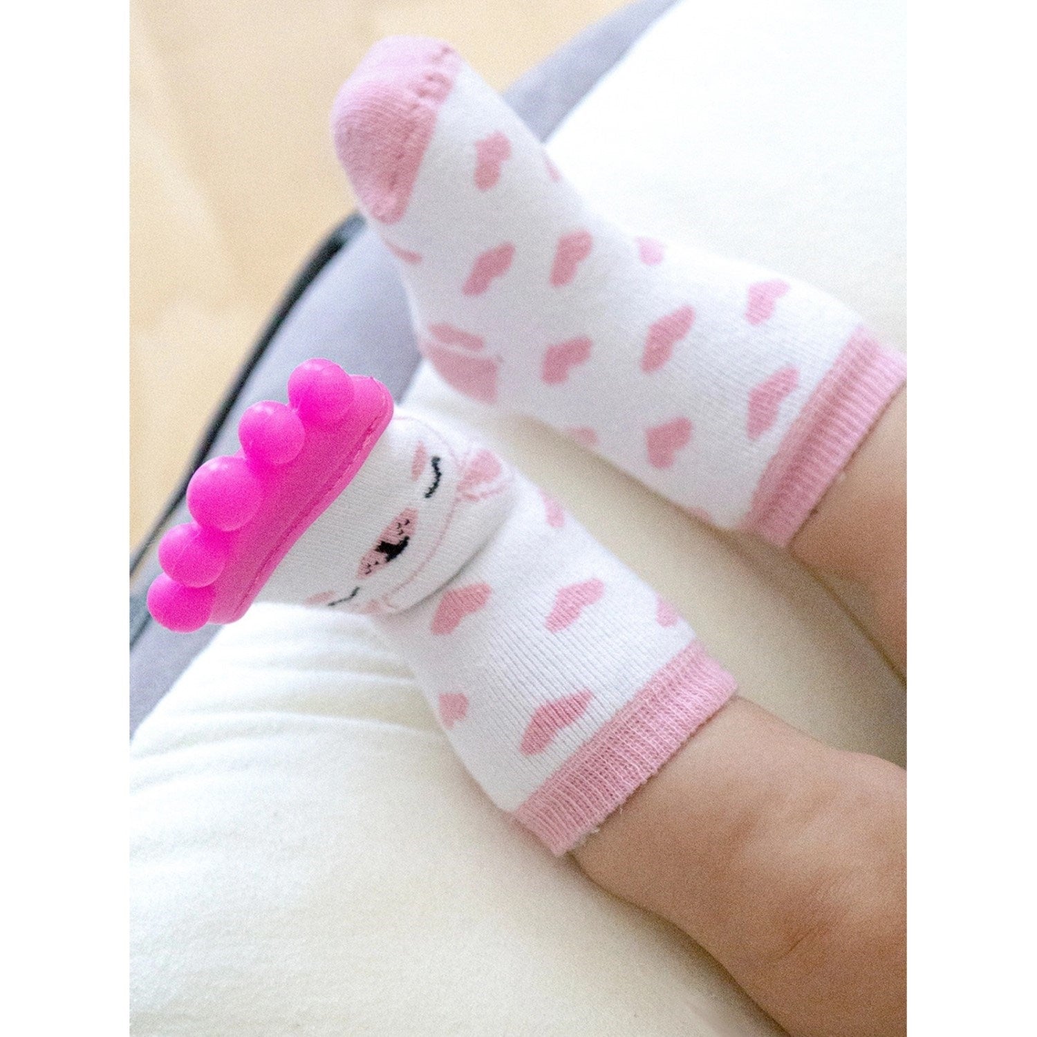 Babyjem Silikon Diş Kaşıyıcılı Havlu Çorap Pembe - Kalp
