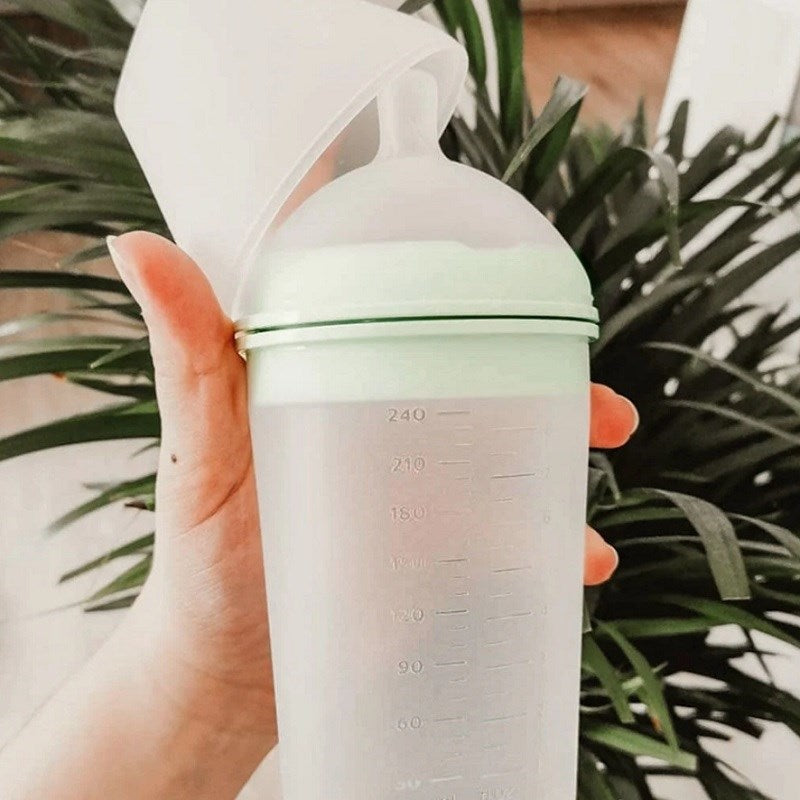 Borrn Antikolik Silikon Biberon 240 ml Yeşil