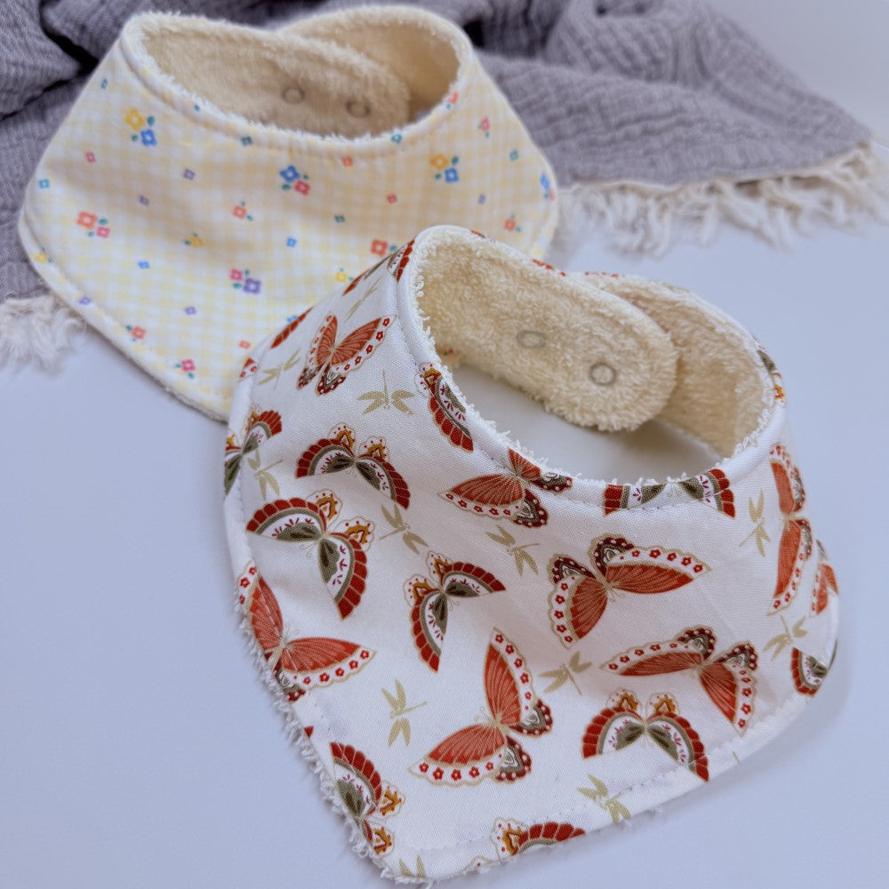 Le Petit Dodo Daisi ve Papillon Bebek Salya Önlüğü