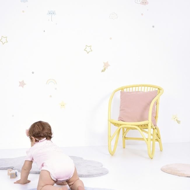 Lilipinso Bebek Odası Çıkartmalar Gülen Bulut Yıldız ve Gökkuşağı 30x42 cm STD