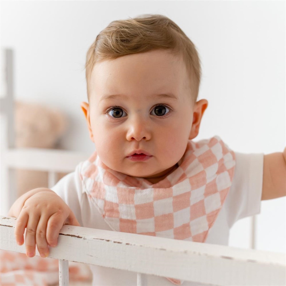 Mama Yoyo Bebek Müslin Mama Önlüğü - Pudra Dama