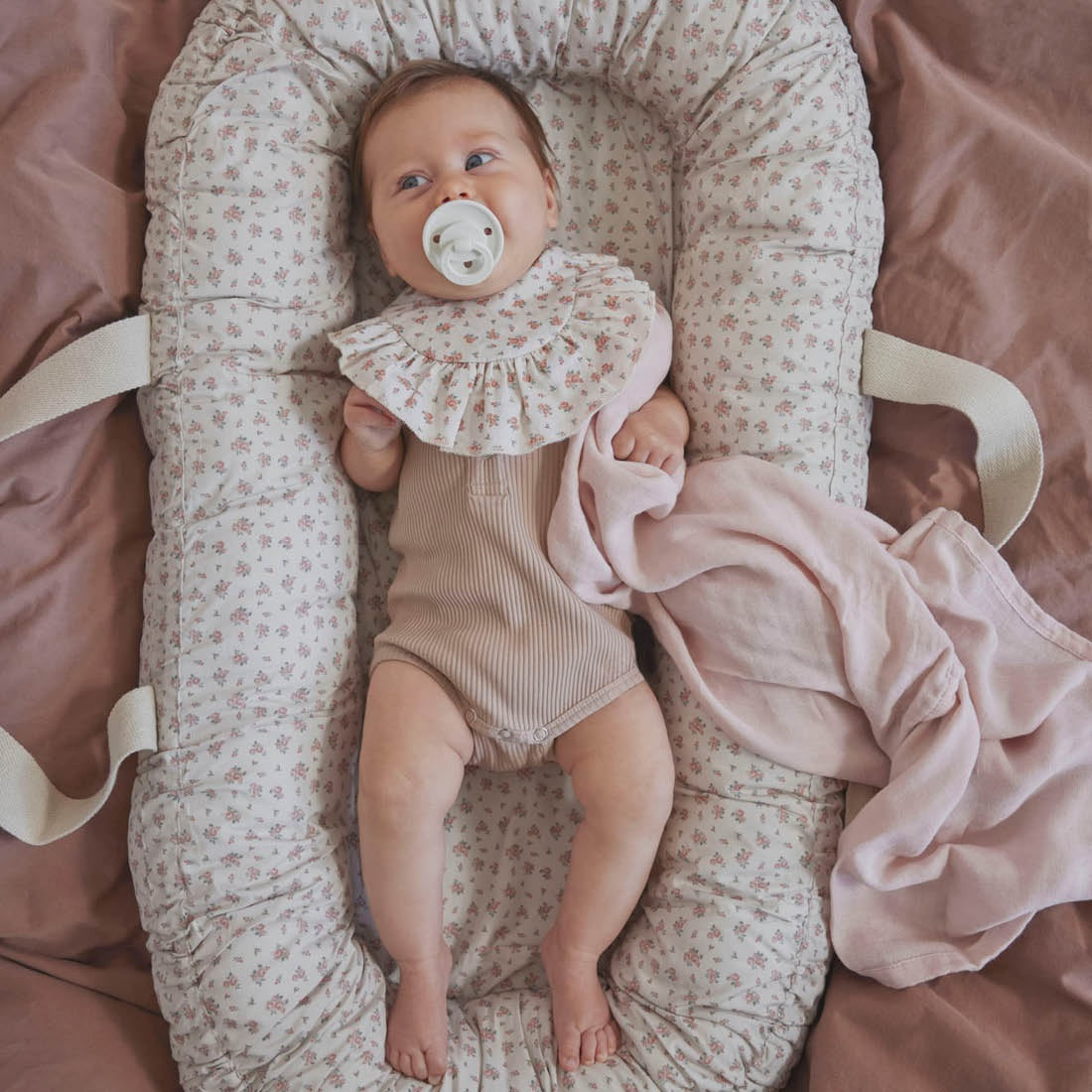 Elodie Details Taşınabilir Bebek Yuvası Autumn Rose - Yatak - Görsel 2